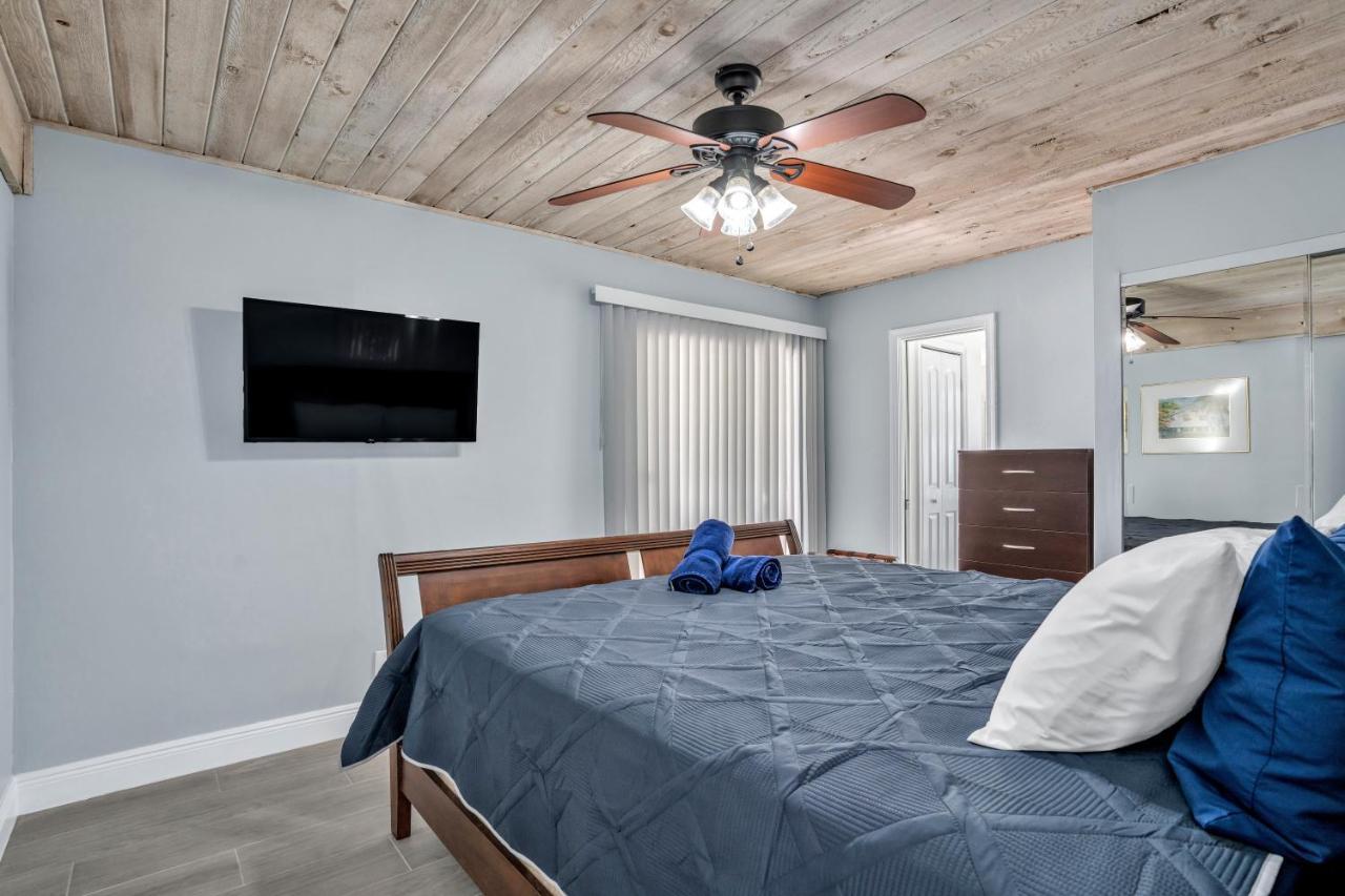 4 Bd Near Beach Spacious Solar Heated Pool Waterfront Home Pompano Beach Zewnętrze zdjęcie